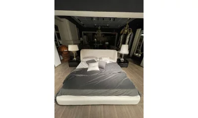 Комплект на кровать ORIX (покрывало 280*240 + простыня на резинке 180*200 + 2 подушки 50*80 + 2 подушки 50*50) Комплект на кровать ORIX