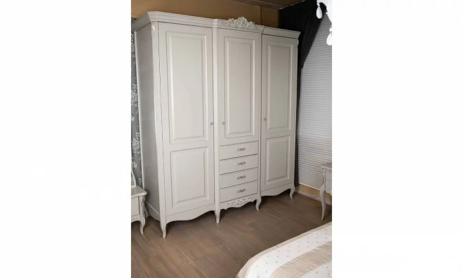 Шкаф 3 двери Kreind Elegance APs623E-K04-S