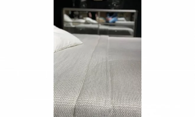 Комплект на кровать FRATELLI BARI (покрывало 265*250 + 2 подушки 50*50 + простыня на резинке 180*200 + 2 подушки 50*80 + 2 подушки 45*45) комплект на кровать FRATELLI BARI