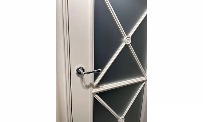 Дверь Астродорс Болонья БОЛОНЬЯ