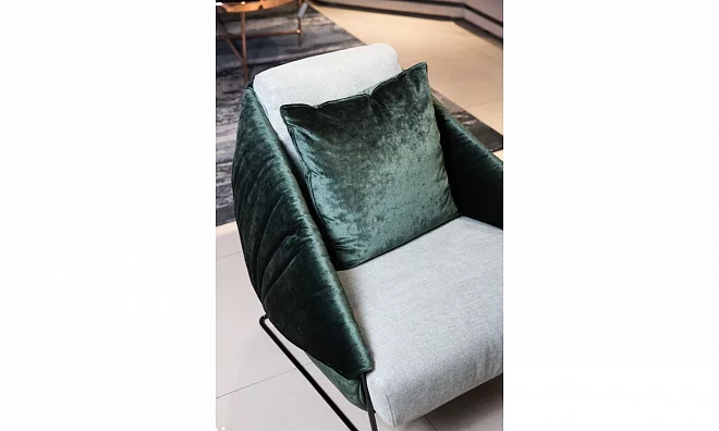 Кресло Nicoline Salotti Giola 1000