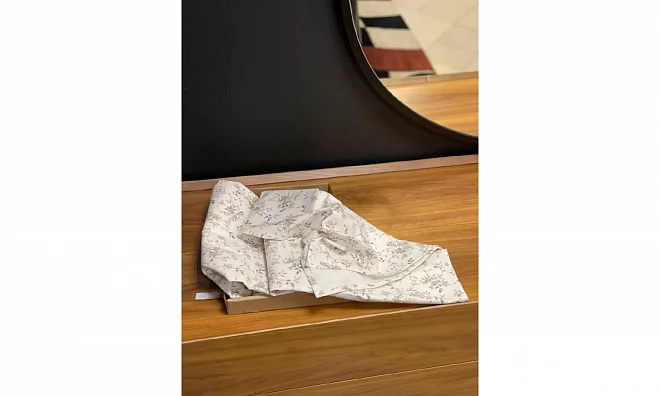 Скатерть "Нежность" 140*140 см. Скатерть "Нежность" 140*140см