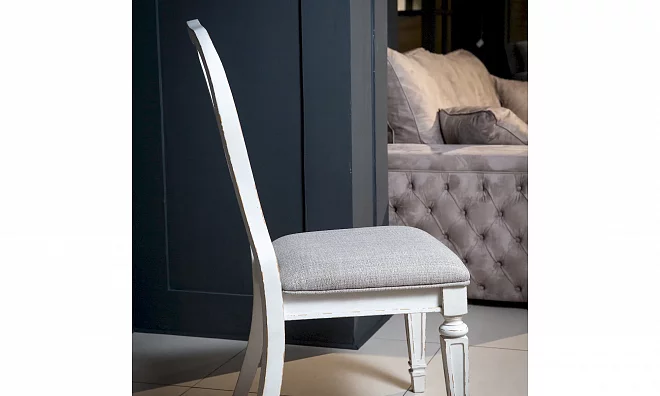 Стул Анна Потапова Realyn D743-02