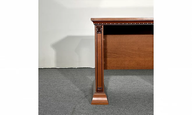 Письменный стол Mebel Group M Treviso 134SCR.01CI