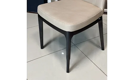 Стул Saloni T Model