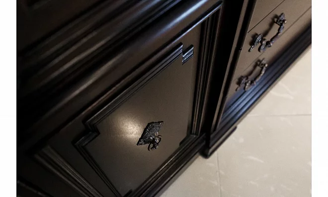 Thomasville Brompton Hall Витрина 4Дв 45321-430